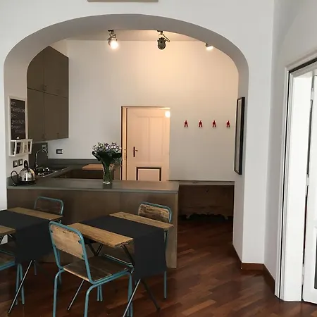Flat 38 Roma